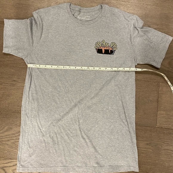 Rare Under armour Toronto poutine/food truck tshirt - Picture 2 of 6